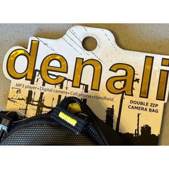 Denali Brand Black Double Zip Camera/Cell Phone Shoulder Bag (SEE FEATURES) - Picture 11 of 12